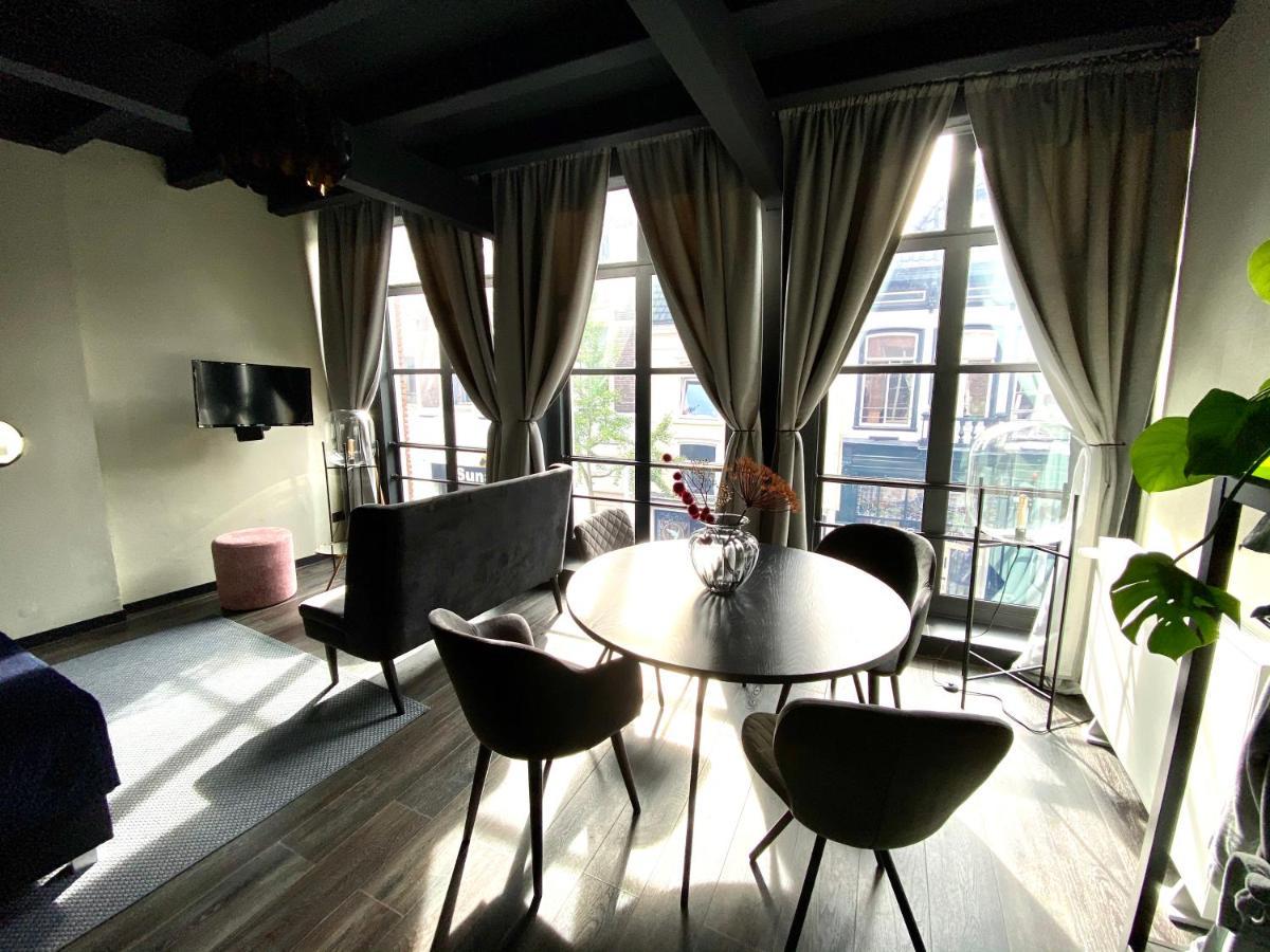 Hotel De 4*